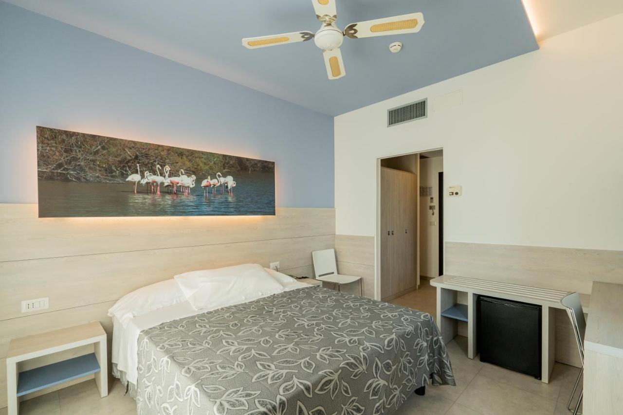 Clipper Hotell Pesaro Eksteriør bilde