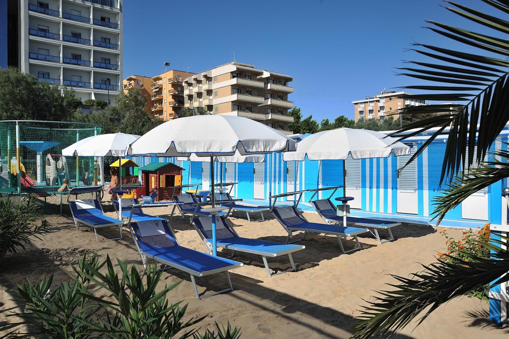 Clipper Hotell Pesaro Eksteriør bilde