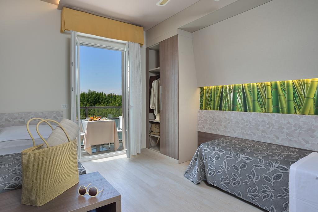 Clipper Hotell Pesaro Eksteriør bilde